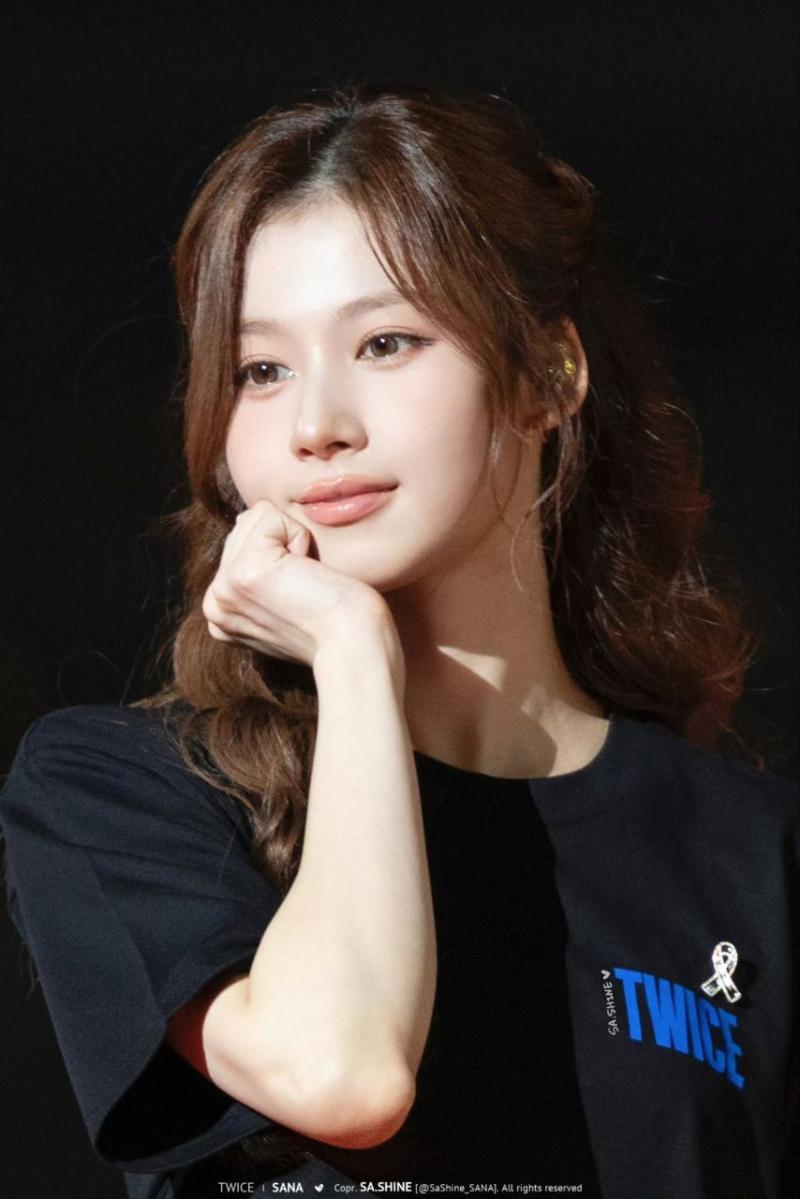 트와이스 사나