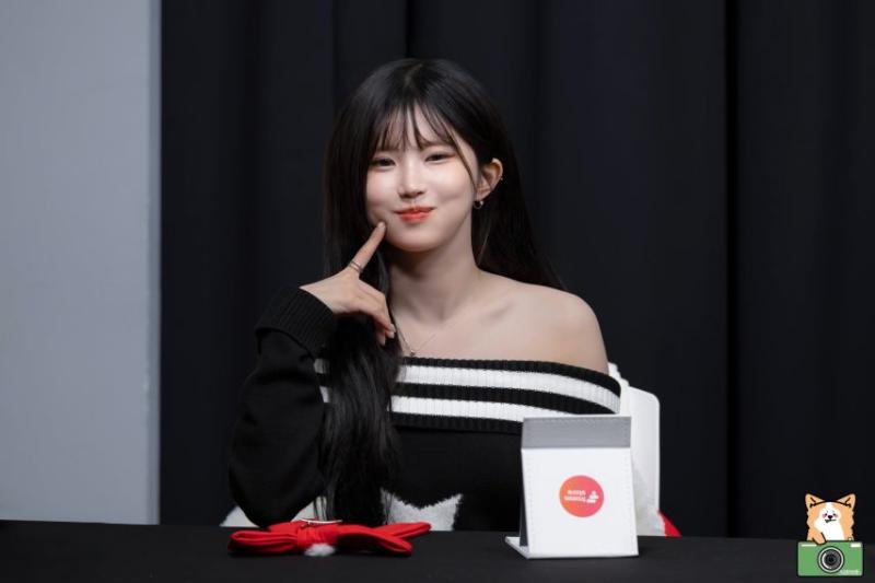 프로미스나인 송하영