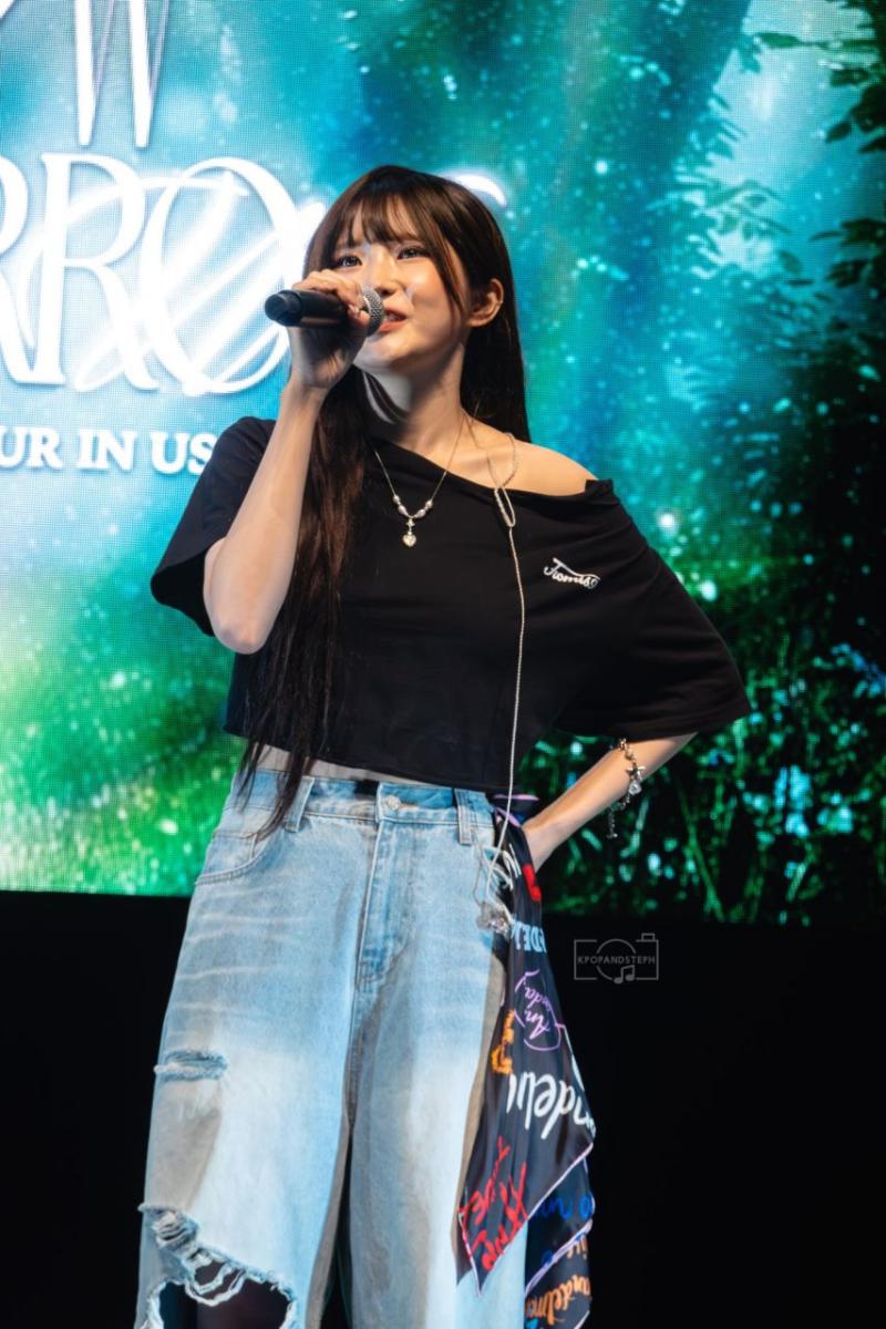 프로미스나인 송하영