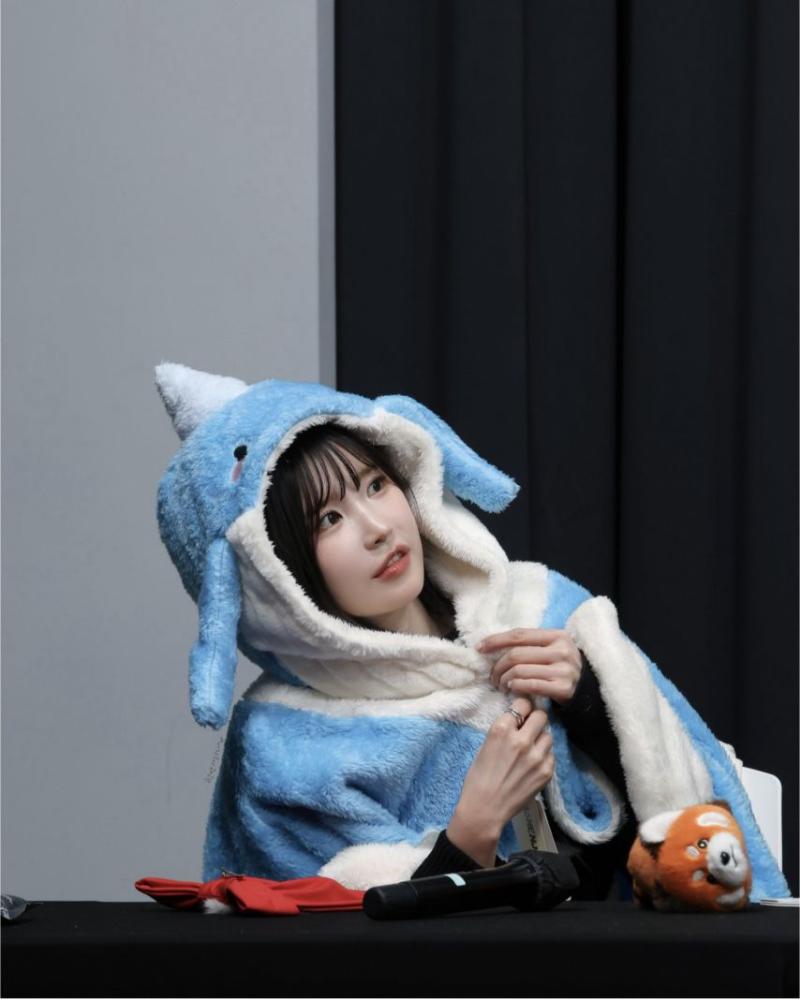 프로미스나인 송하영