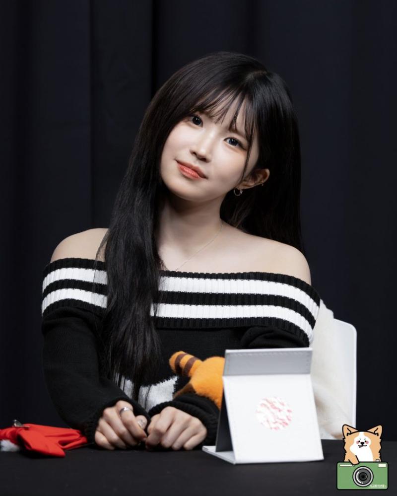 프로미스나인 송하영