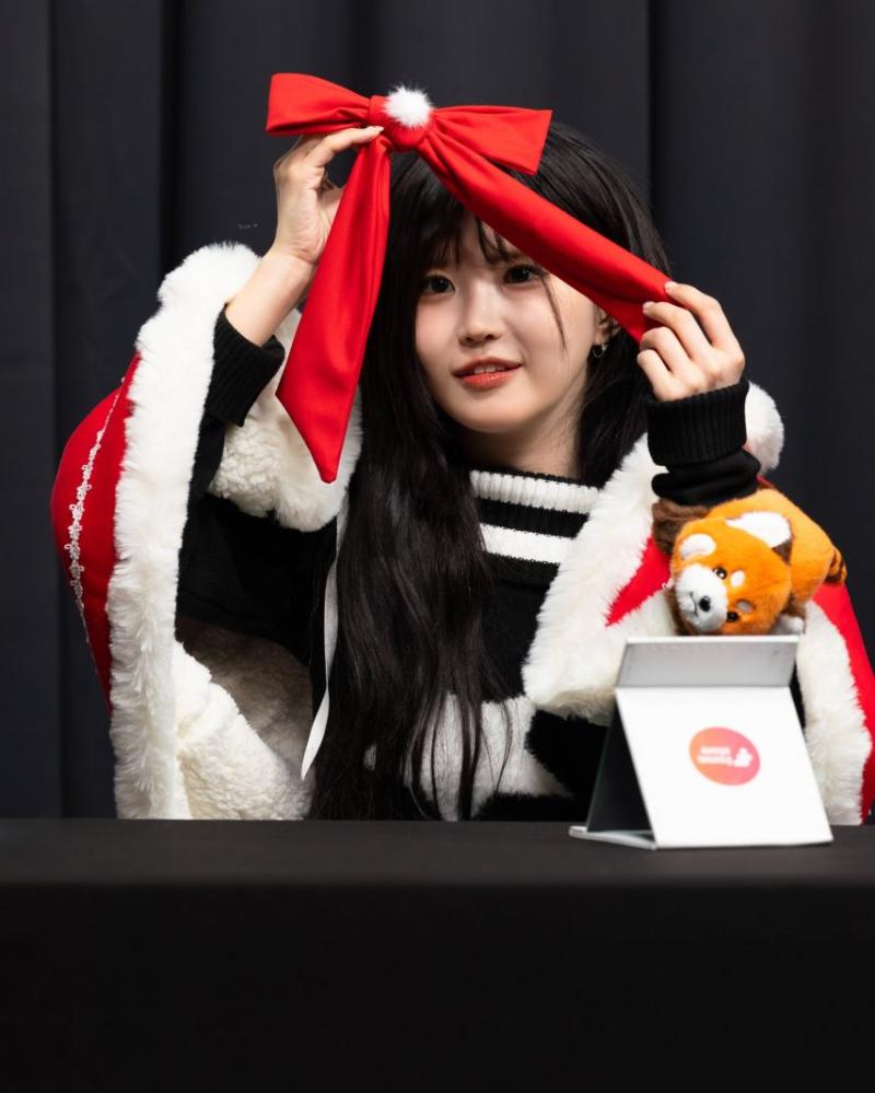 프로미스나인 송하영