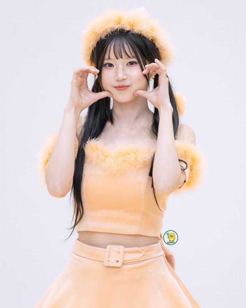 프로미스나인 송하영