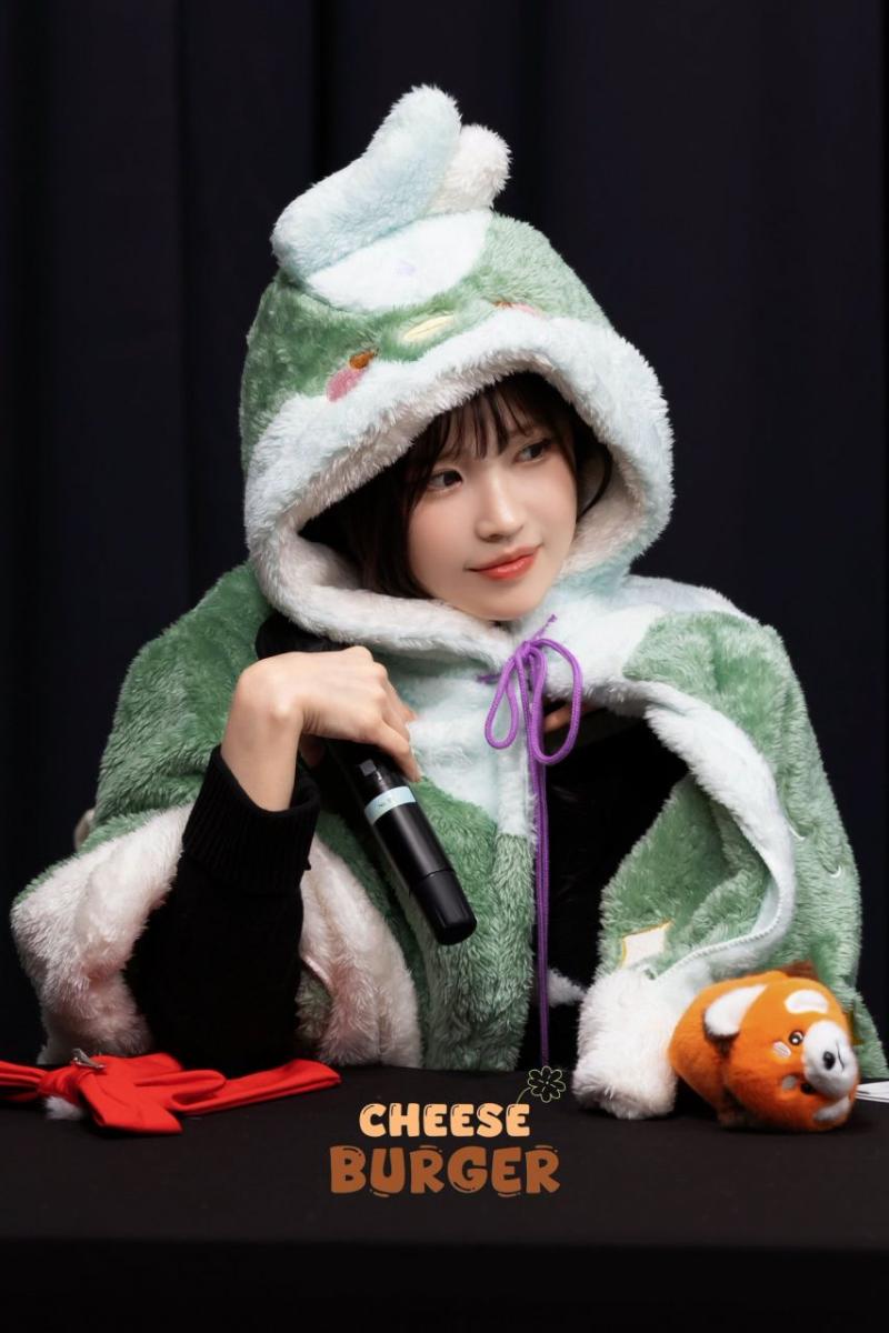 프로미스나인 송하영