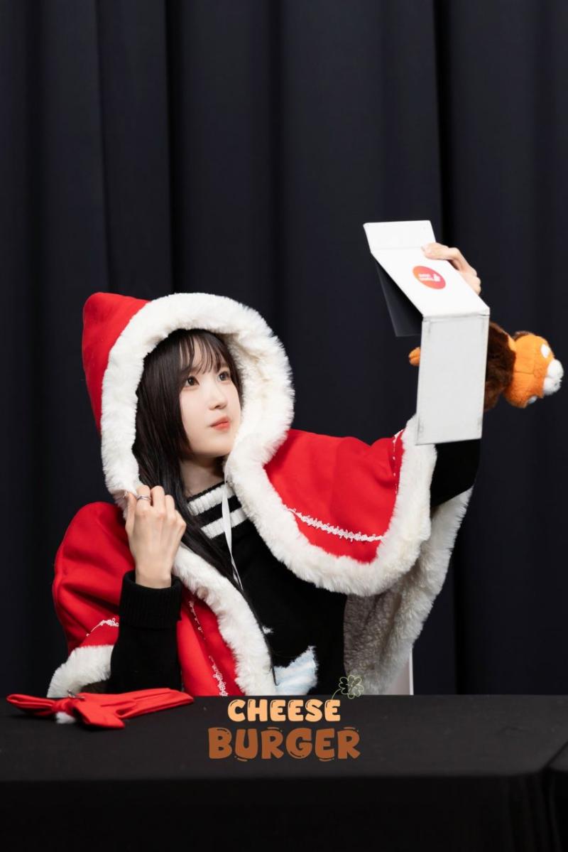 프로미스나인 송하영