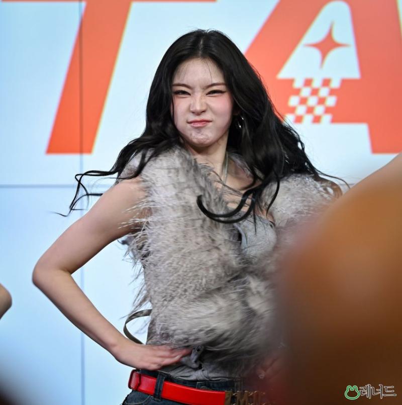 스테이씨 아이사