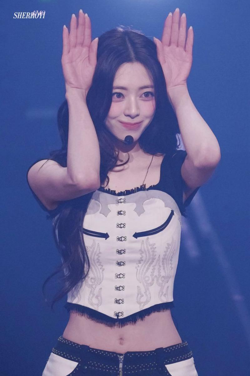 [ITZY] 유나