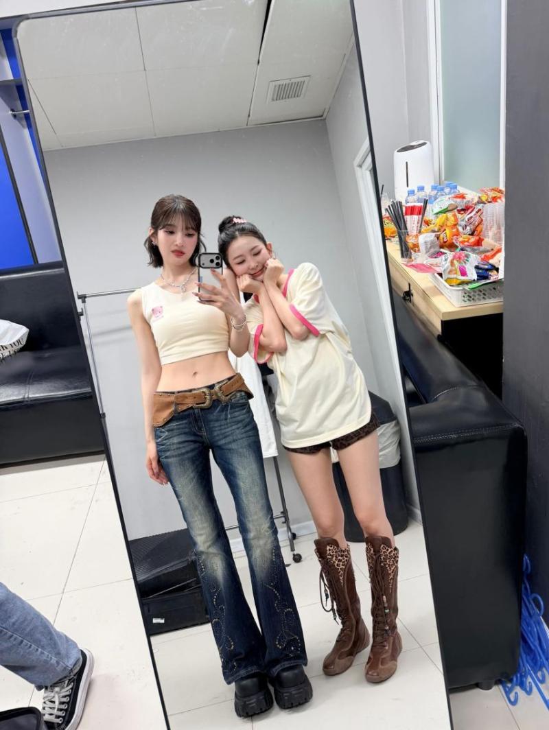 조이 레드벨벳 인별 with 슬기 아이린/ 슬기 with 유하 Hearts2Hearts
