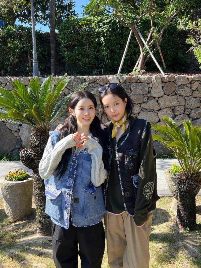 시은 STAYC스테이씨 인별 호텔도깨비 with 손나은 고두심