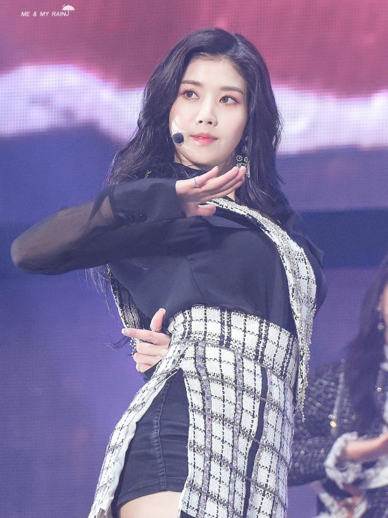 권은비