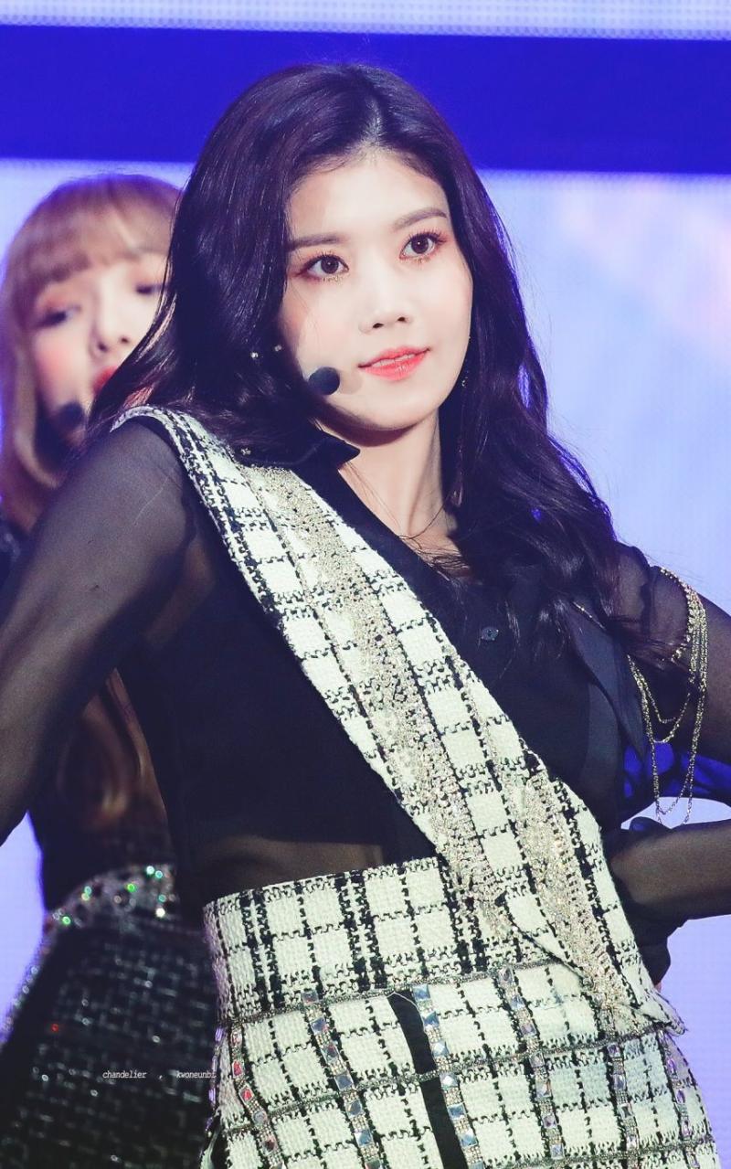 권은비