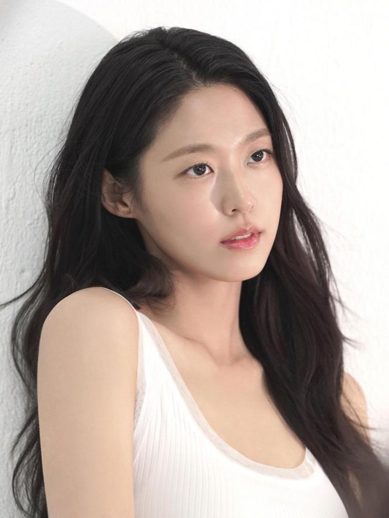 설현