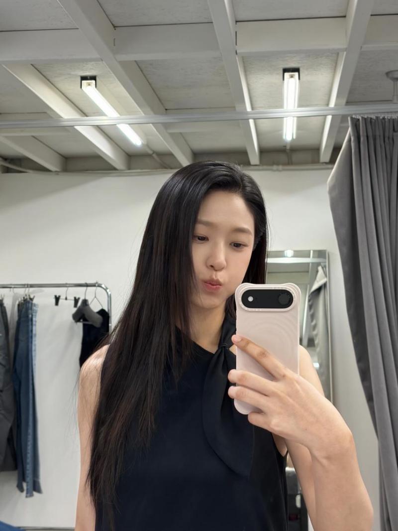 설현