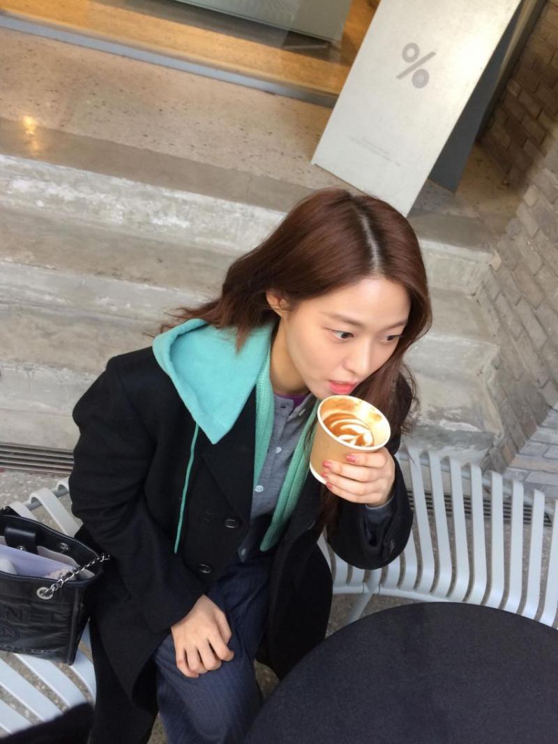 설현