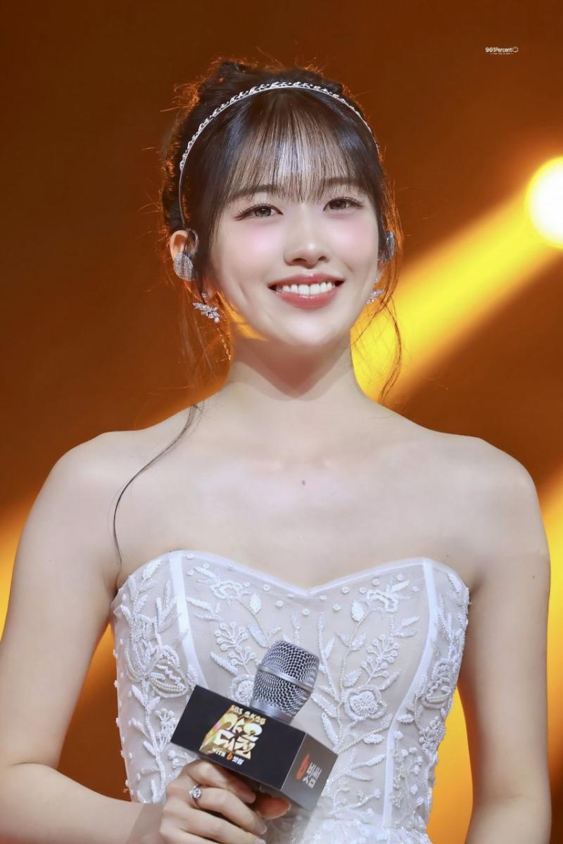 아이브 안유진