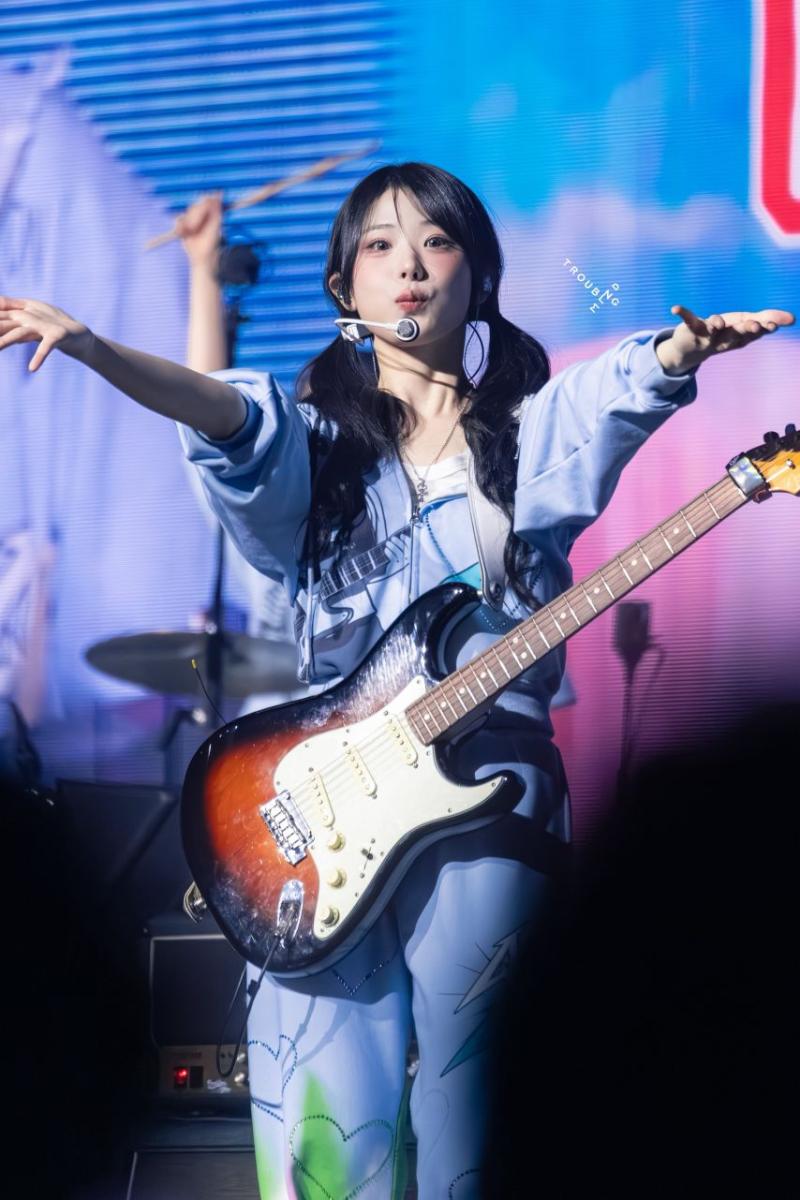 QWER 히나