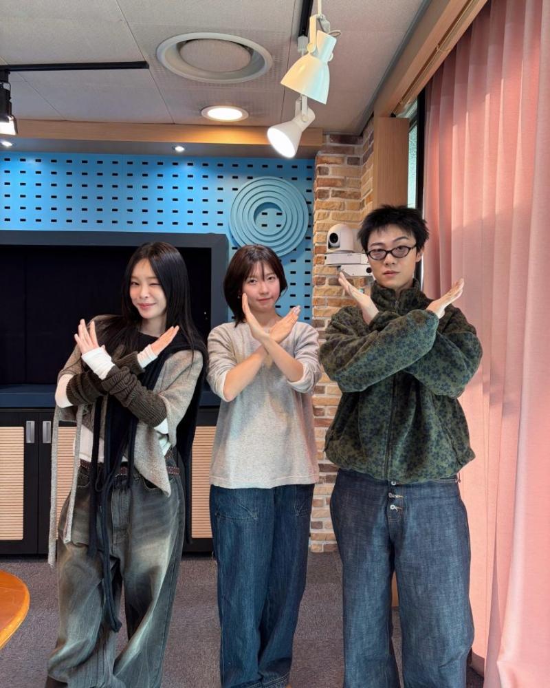 주현영 한복화보