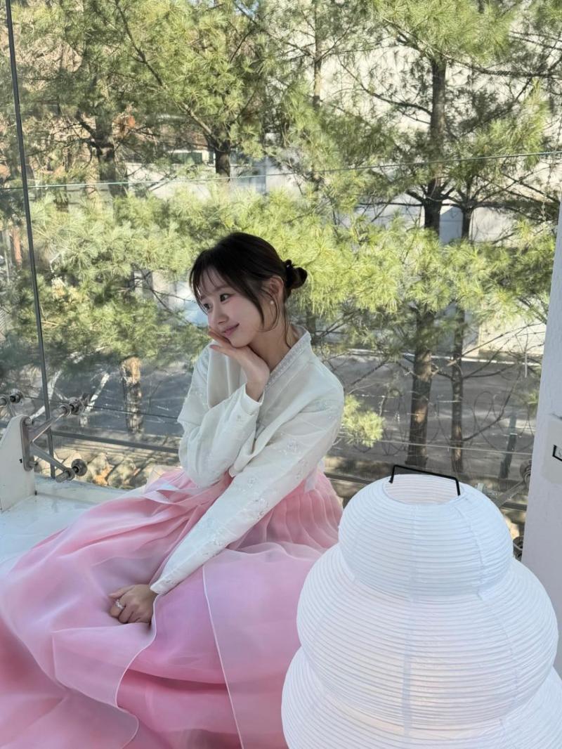 윤수빈 아나운서