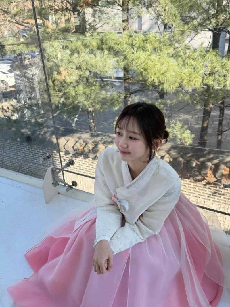 윤수빈 아나운서