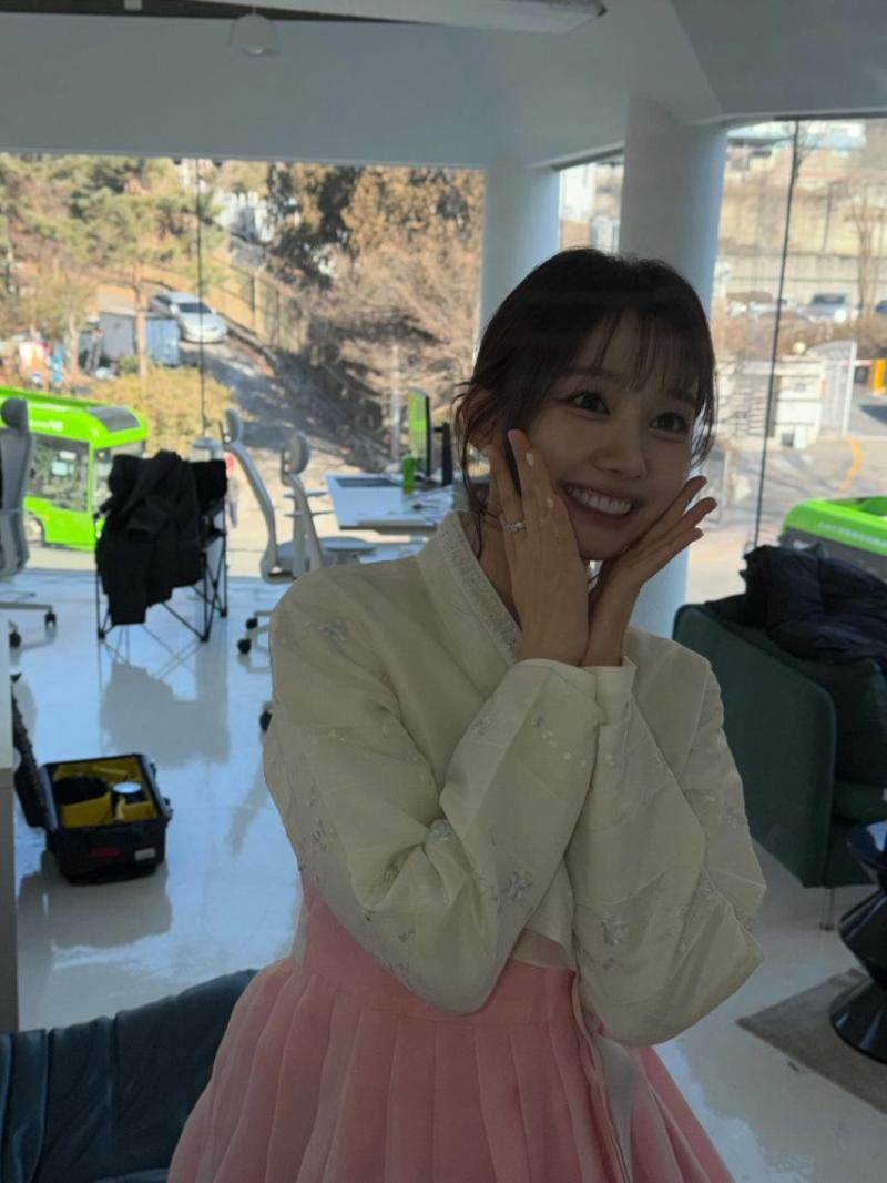 윤수빈 아나운서