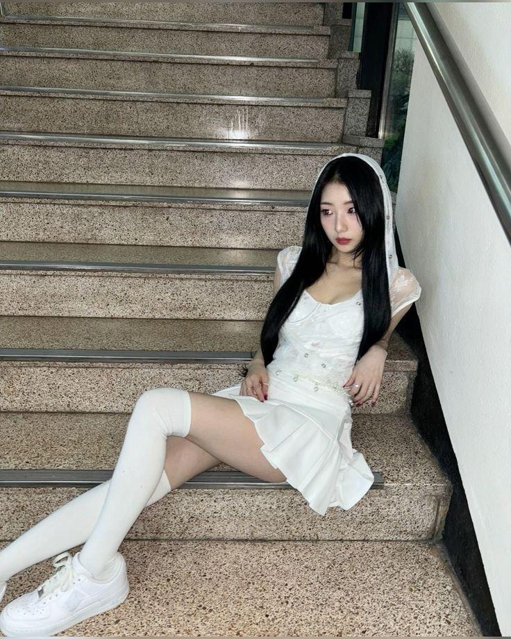 루셈블 여진..비키니