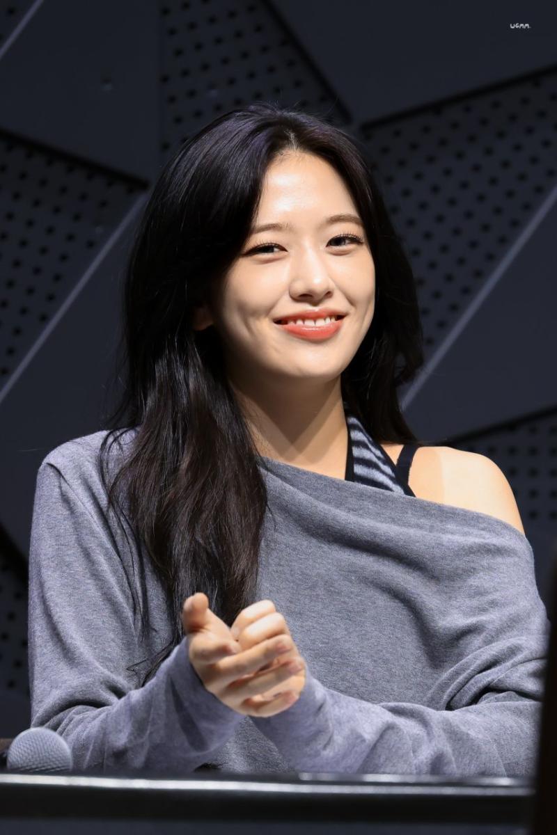 아이브 안유진