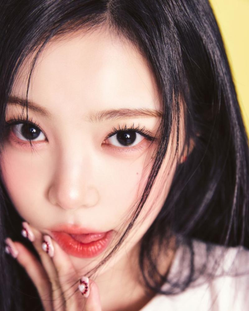 Hearts2Hearts 'RUDE!' Image Teaser 1