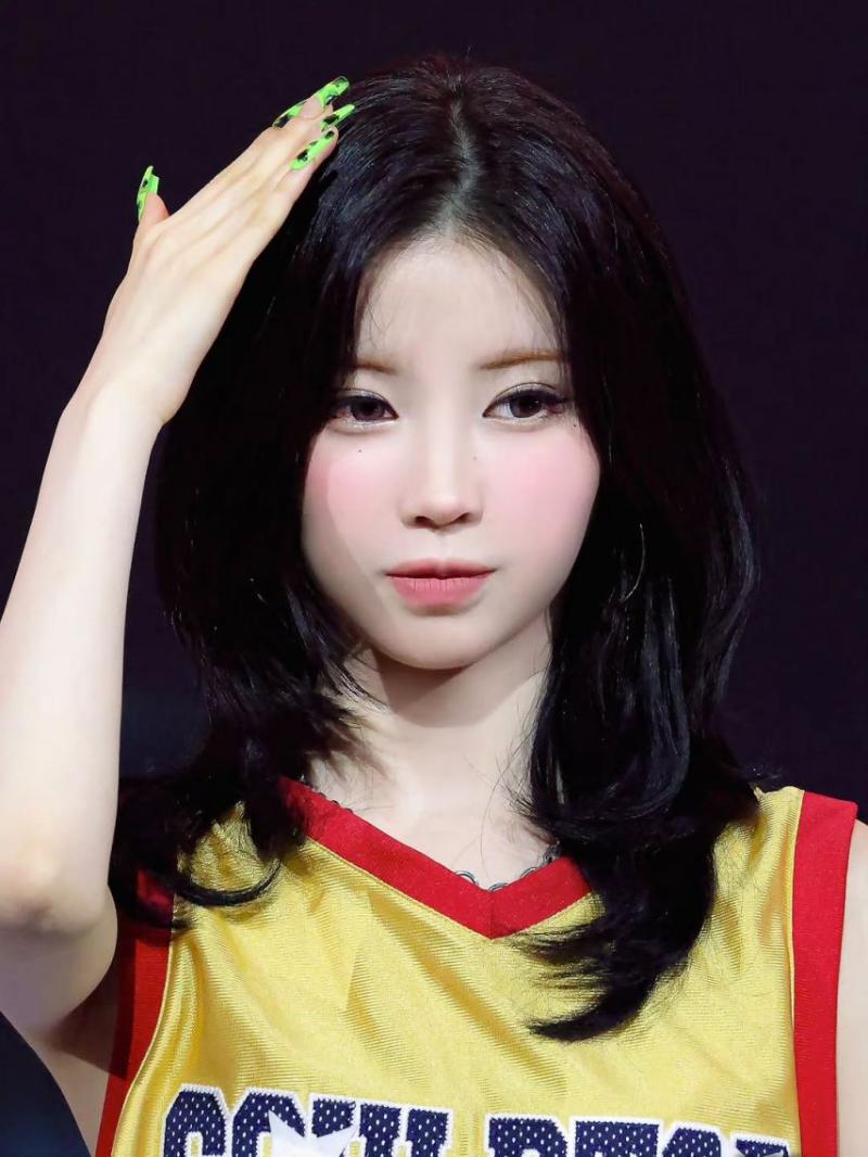 BABYMONSTER (베이비몬스터) 아사