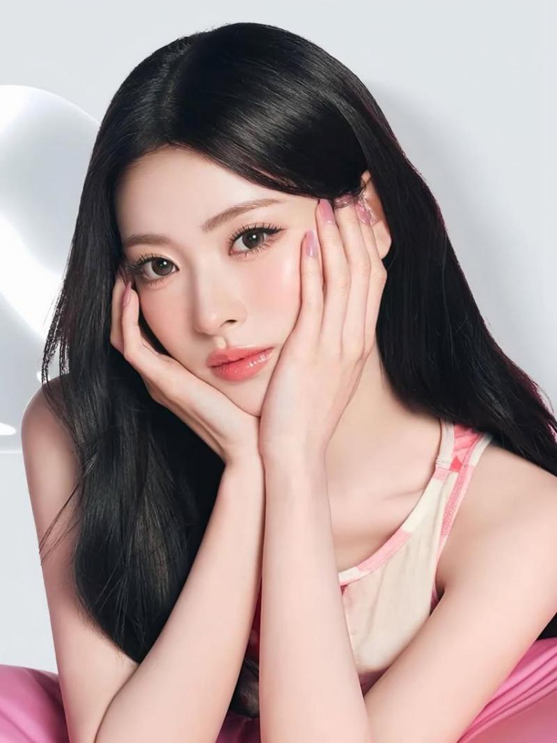 MEOVV (미야오) 안나