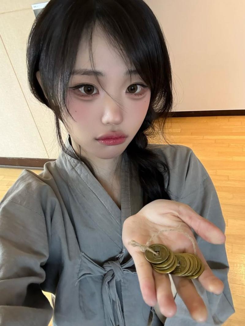 QWER 히나