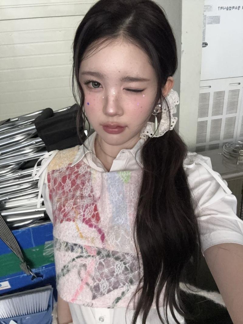 하츠투하츠 에이나