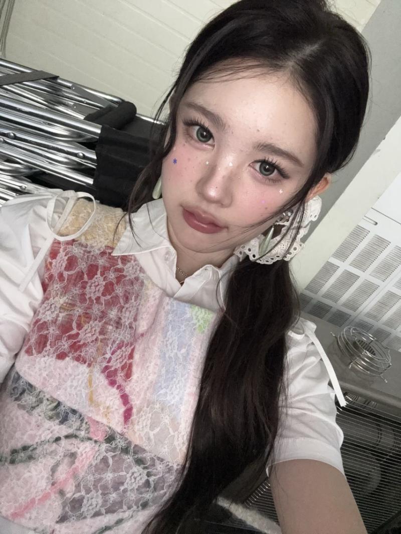 하츠투하츠 에이나