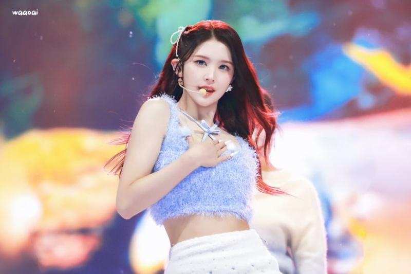 하츠투하츠 에이나
