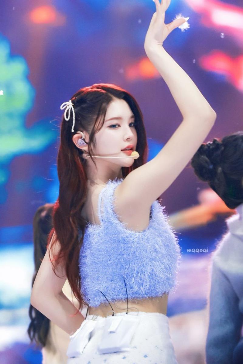 하츠투하츠 에이나