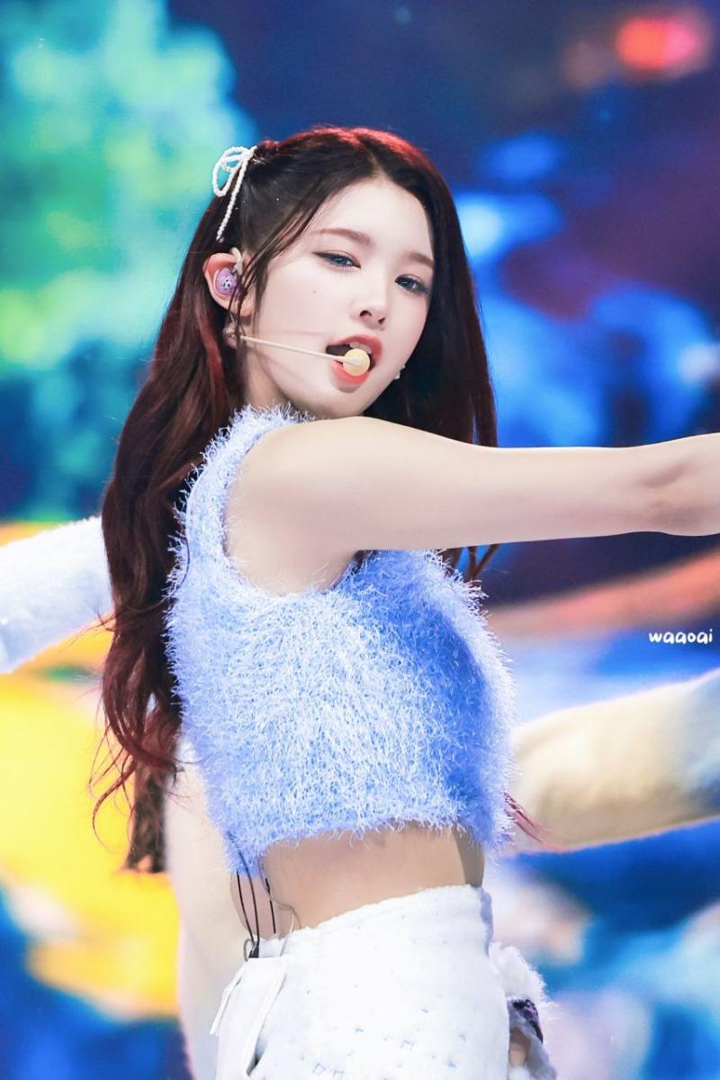 하츠투하츠 에이나
