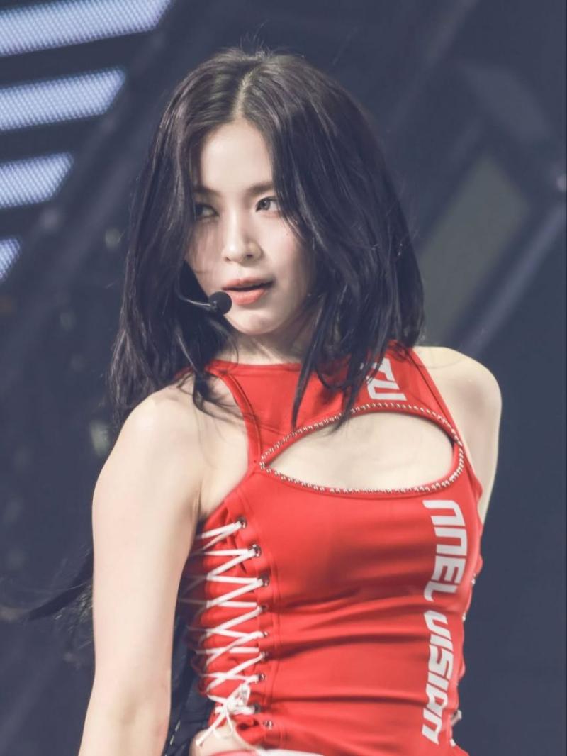 ITZY (있지) 류진