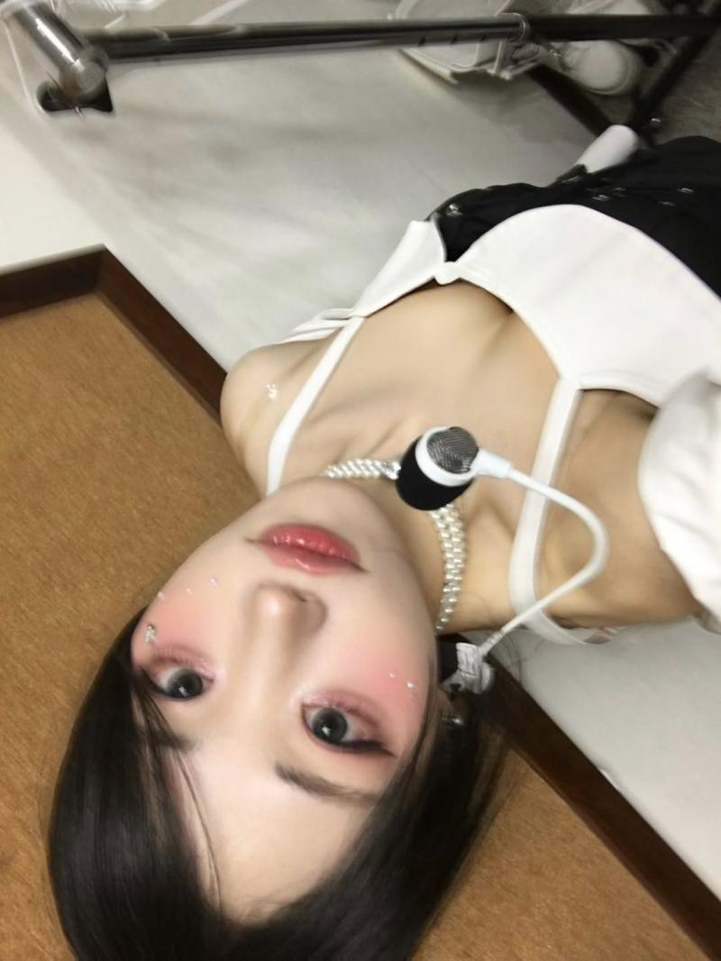 QWER 히나