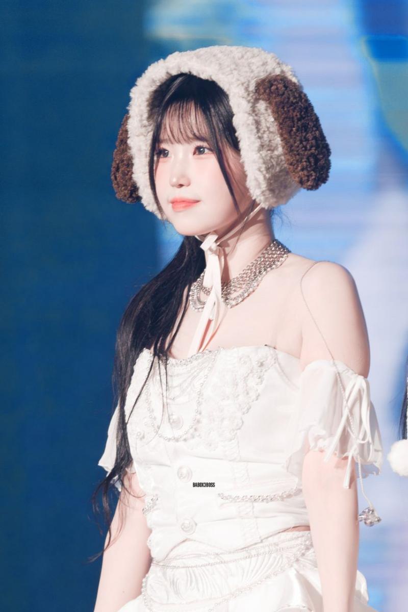 프로미스나인 송하영
