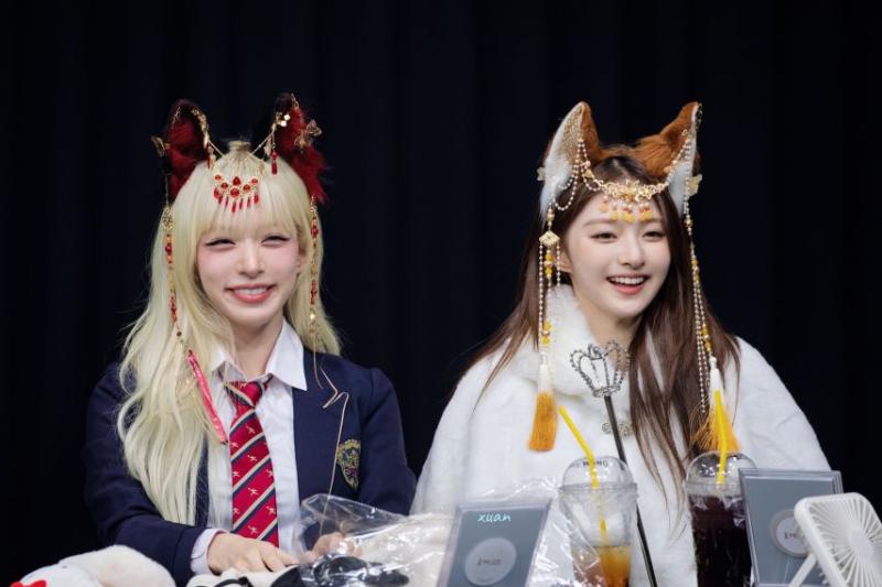 프로미스나인 이채영 이나경