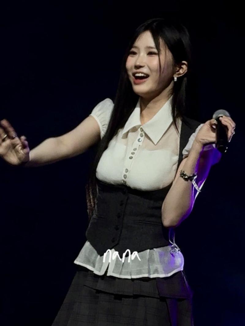 프로미스나인 송하영