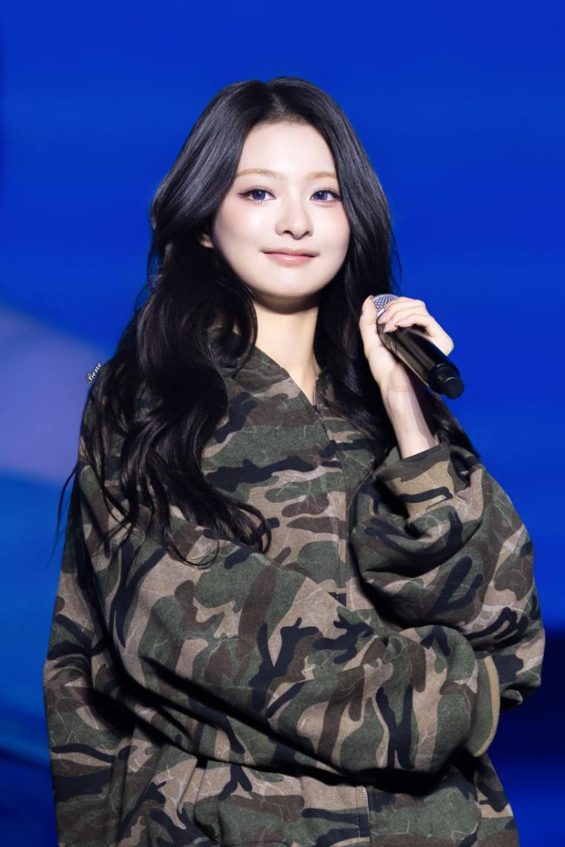 프로미스나인 이나경