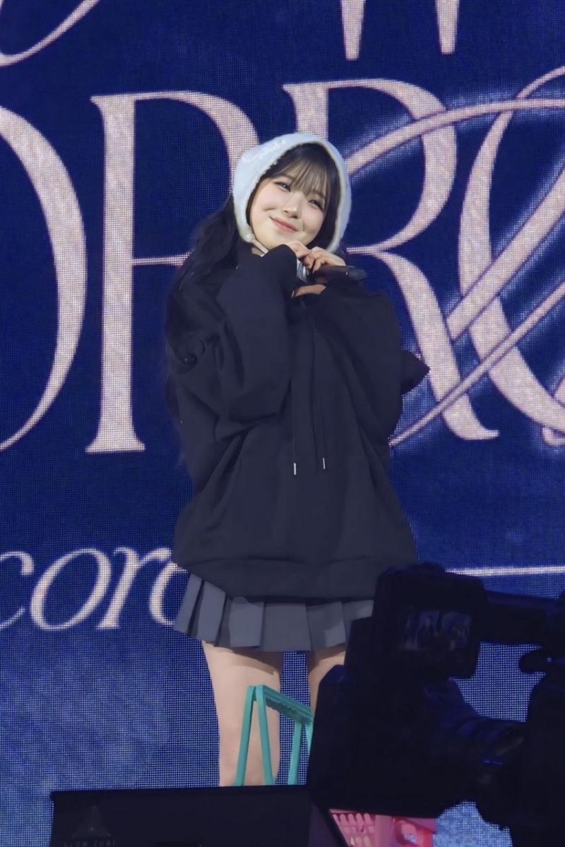 프로미스나인 백지헌