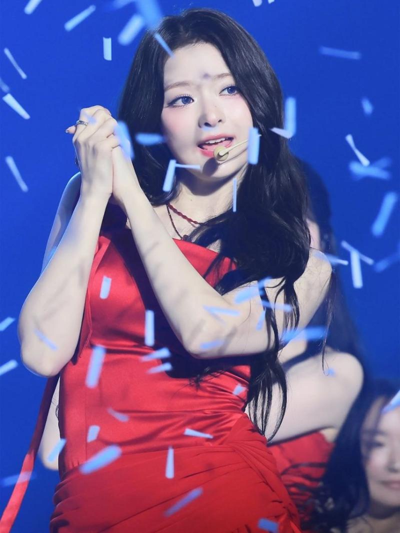 프로미스나인 (fromis_9) 이나경