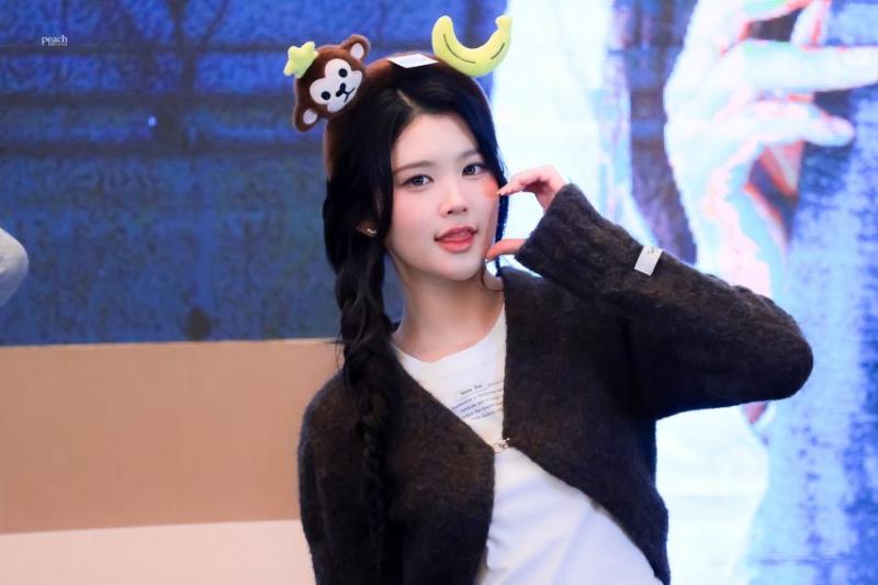 하츠투하츠 에이나