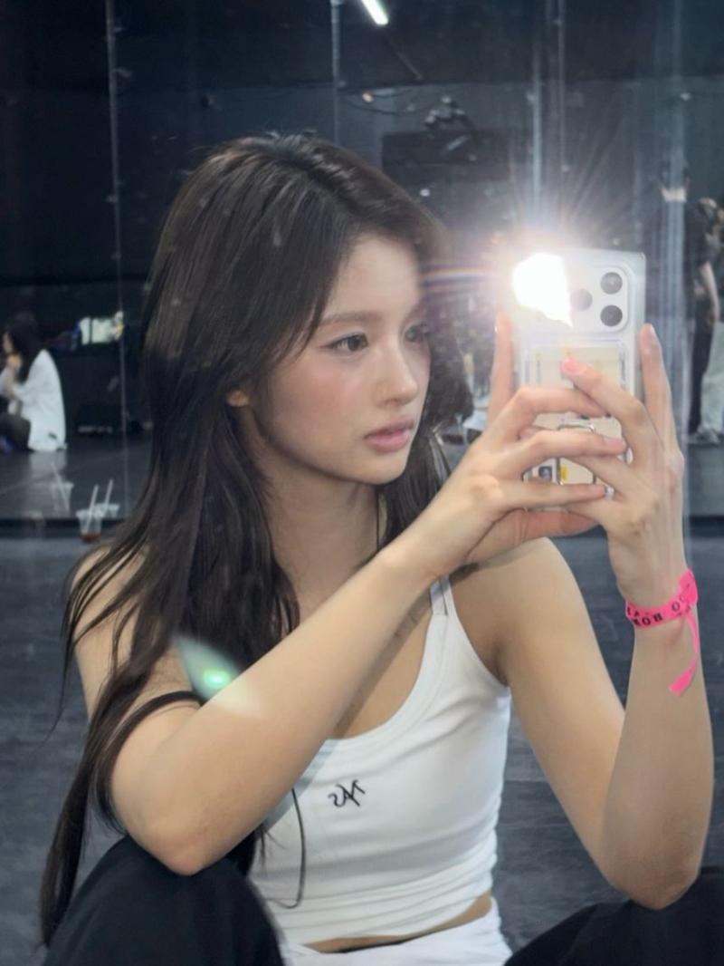 NMIXX (엔믹스) 설윤