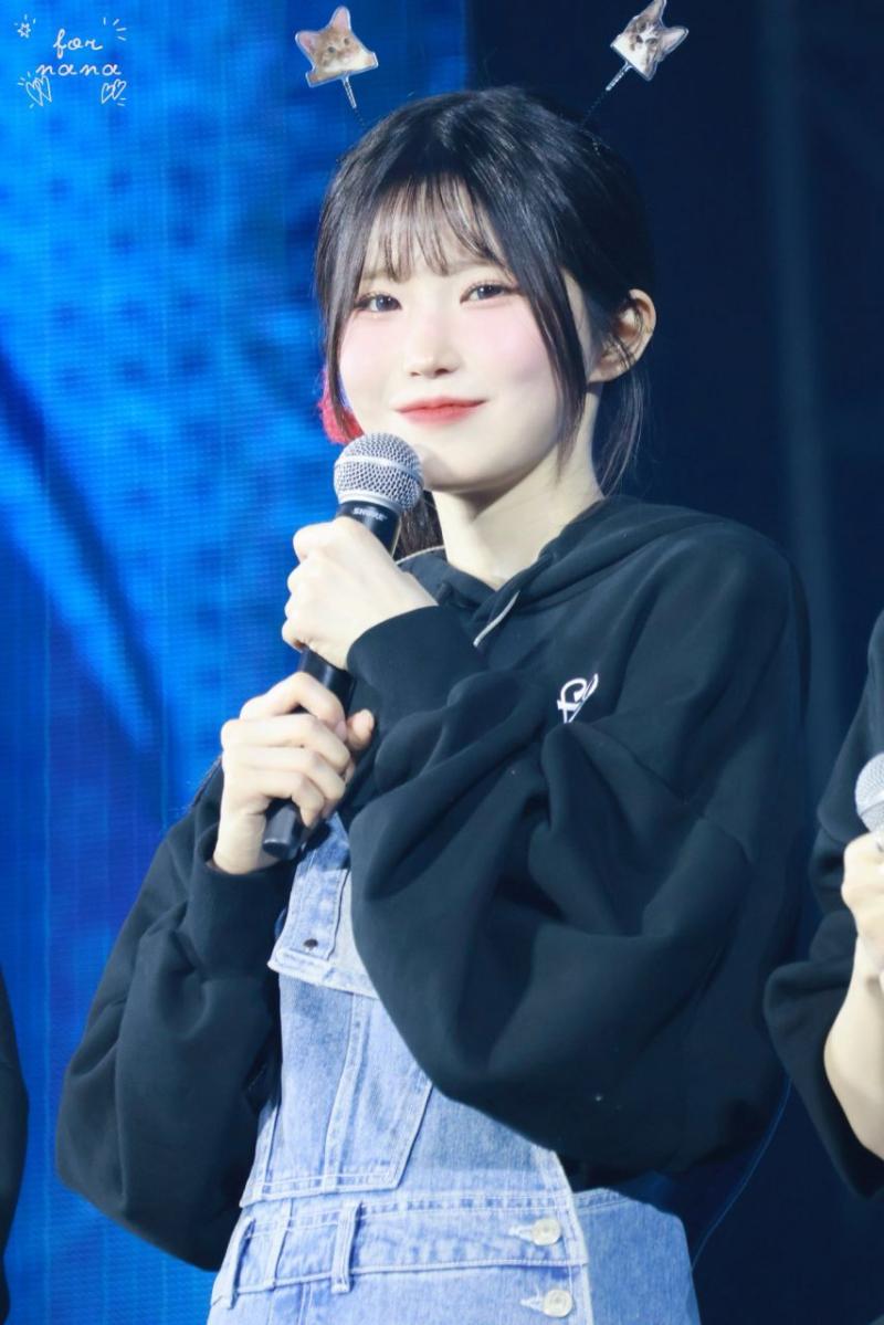 프로미스나인 송하영