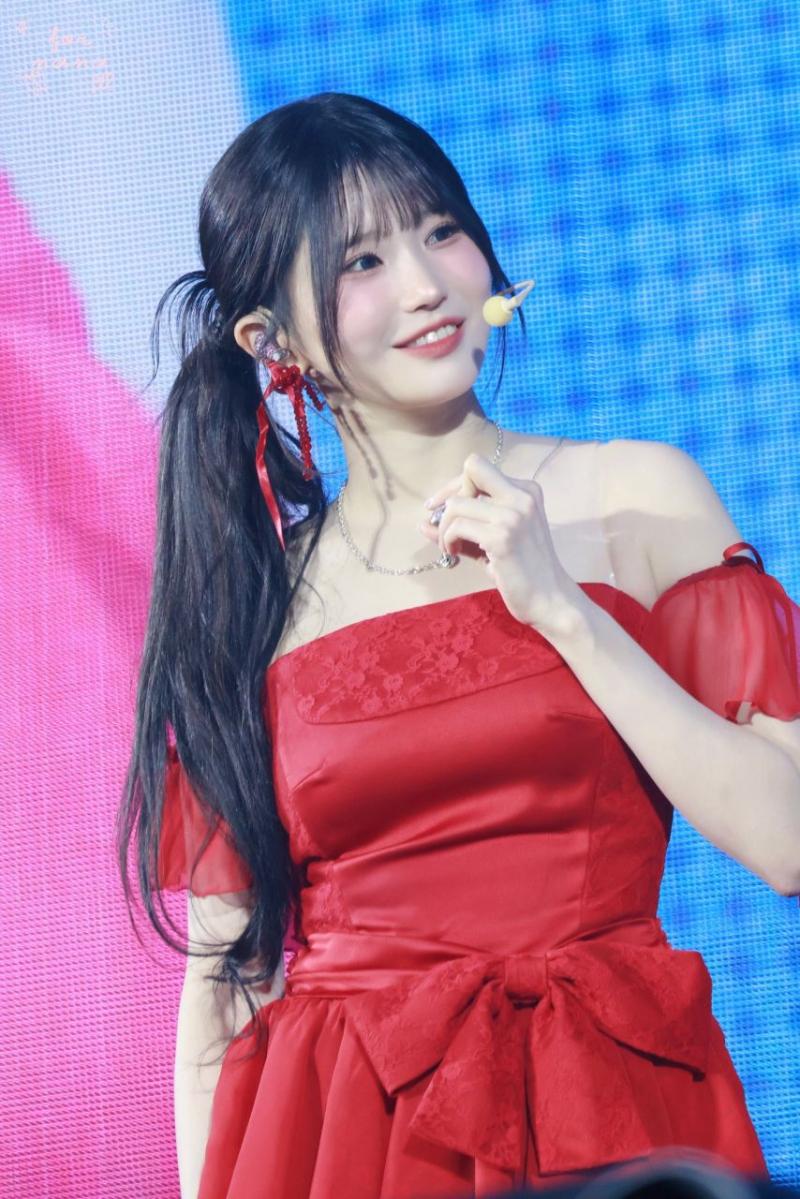 프로미스나인 송하영