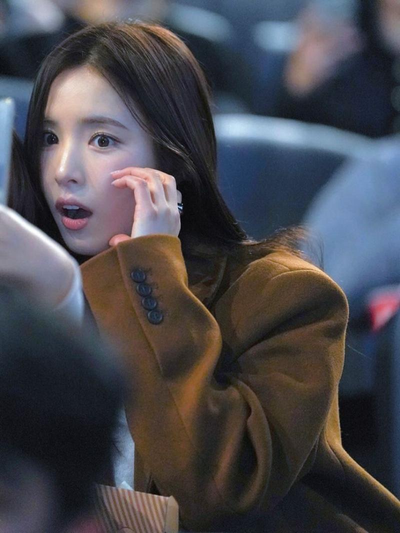 신세경