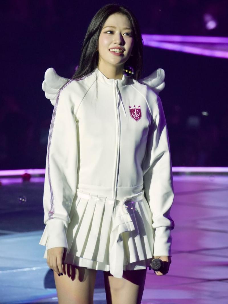 아이브 안유진