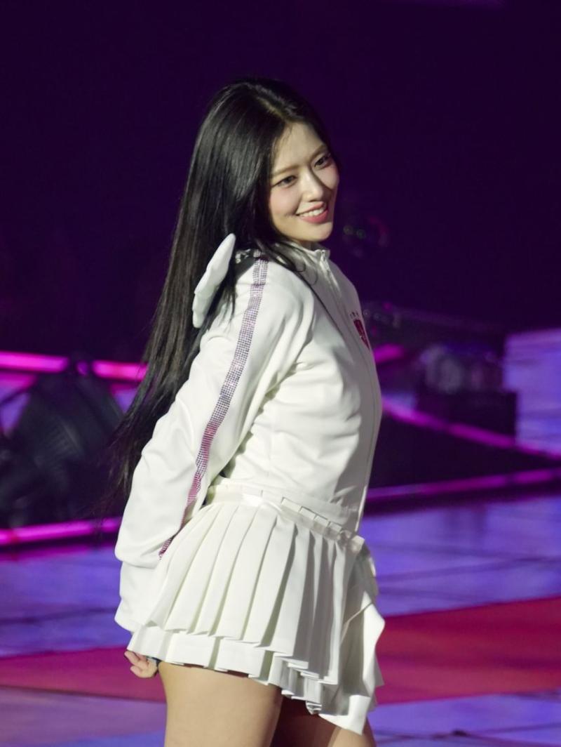 아이브 안유진